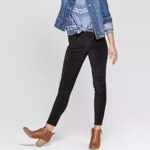 Universal Thread High Rise Skinny Velvet Jeans sz 18 Black NWT